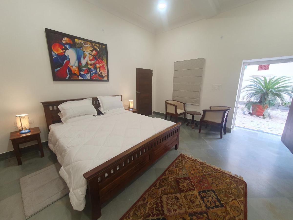 Heart Of The City Homestay By Rashmi Jaipur Bagian luar foto