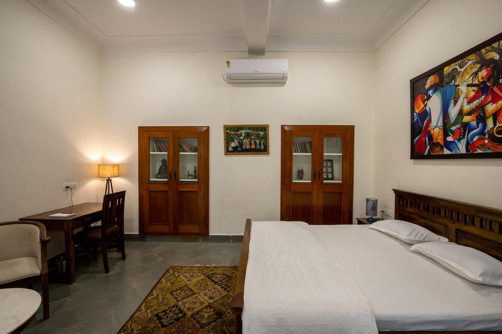 Heart Of The City Homestay By Rashmi Jaipur Bagian luar foto