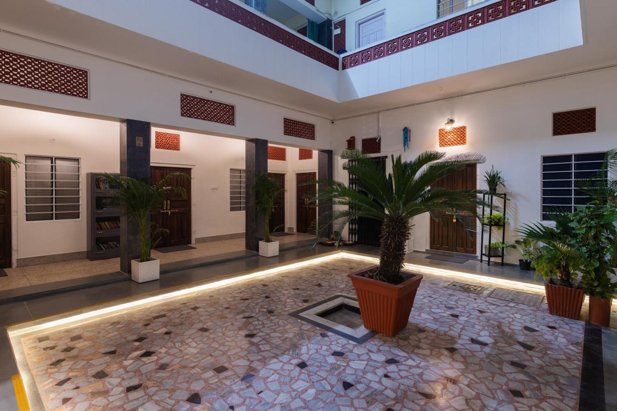 Heart Of The City Homestay By Rashmi Jaipur Bagian luar foto