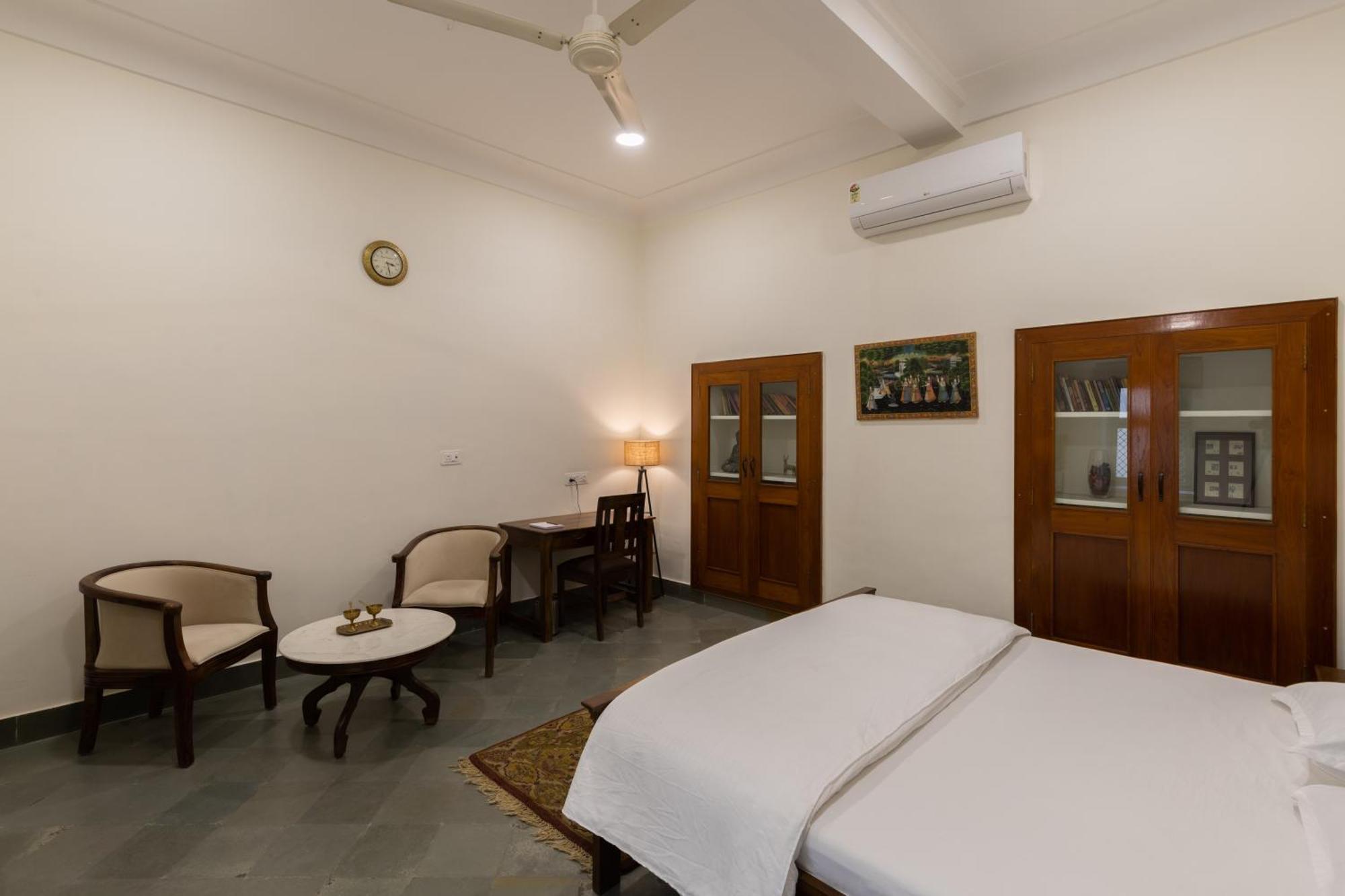 Heart Of The City Homestay By Rashmi Jaipur Bagian luar foto