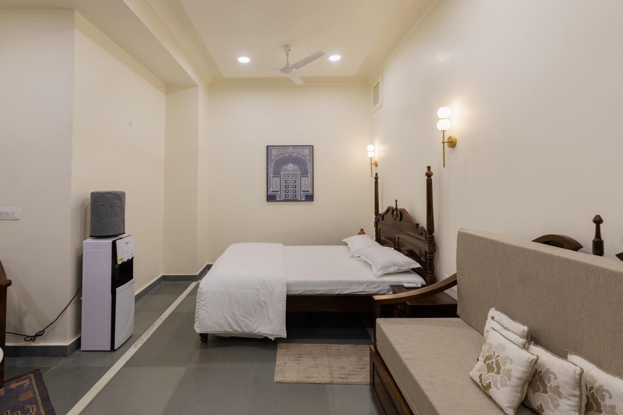 Heart Of The City Homestay By Rashmi Jaipur Bagian luar foto